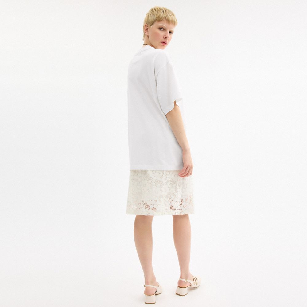 COACH®,Rexy T Shirt In Organic Cotton,Organic Cotton,T Shirt,Applique,Embroidered,Logo,Casual,,Scale View