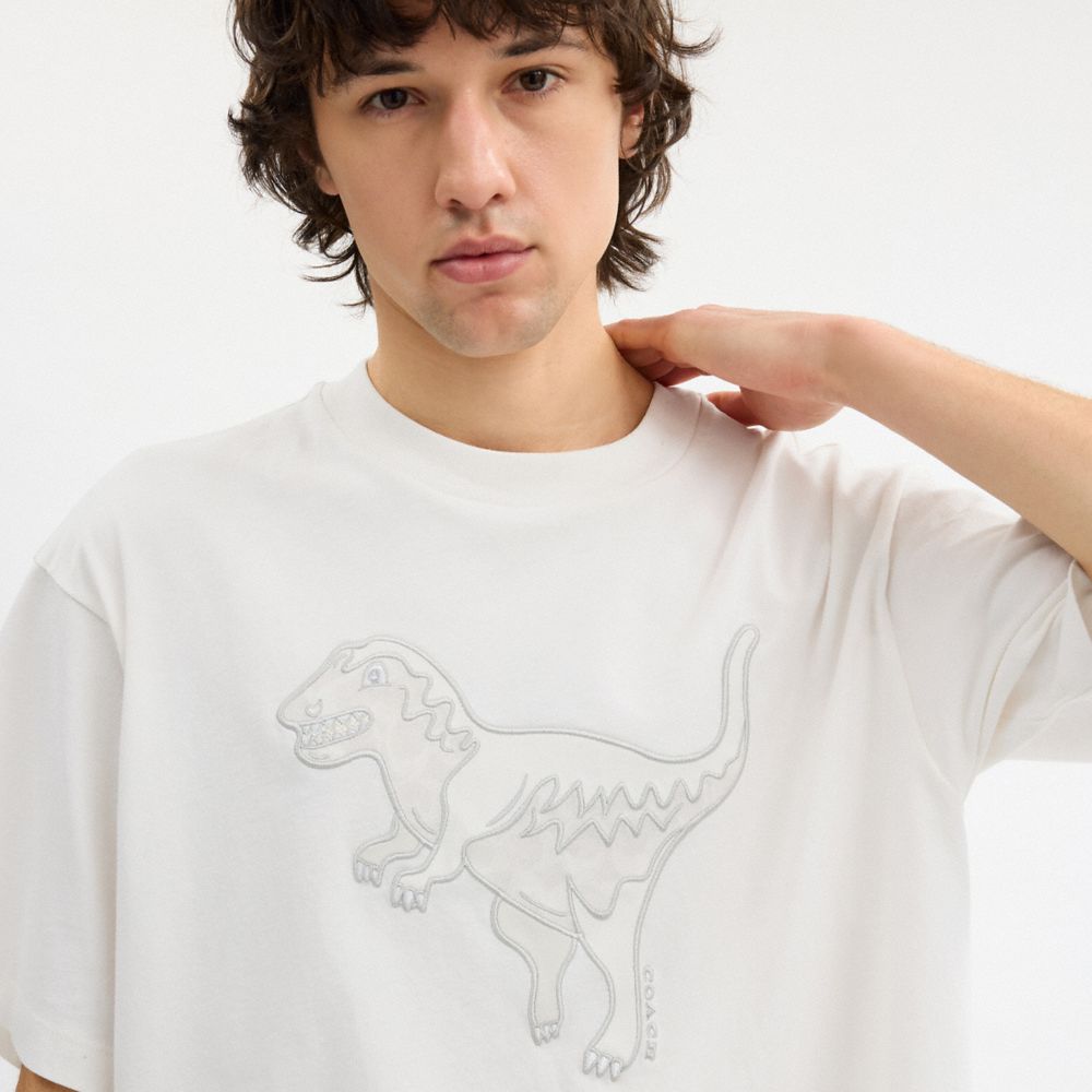 COACH®,Rexy T Shirt In Organic Cotton,Organic Cotton,T Shirt,Applique,Embroidered,Logo,Casual,,Detail View