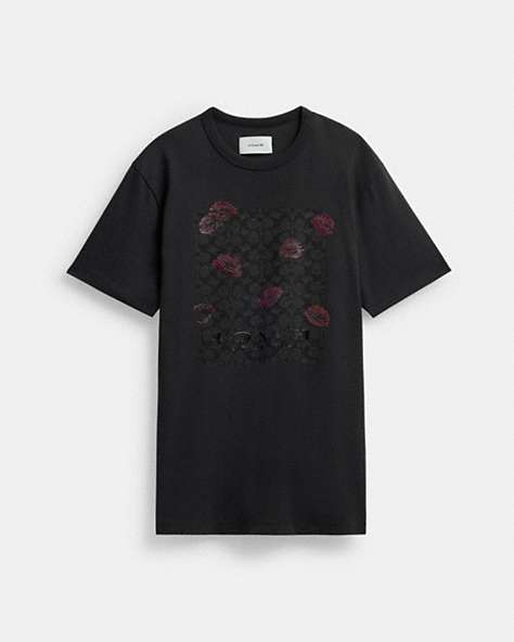 COACH®,SIGNATURE SQUARE KISS PRINT T-SHIRT IN ORGANIC COTTON,Charcoal Multi,Front View