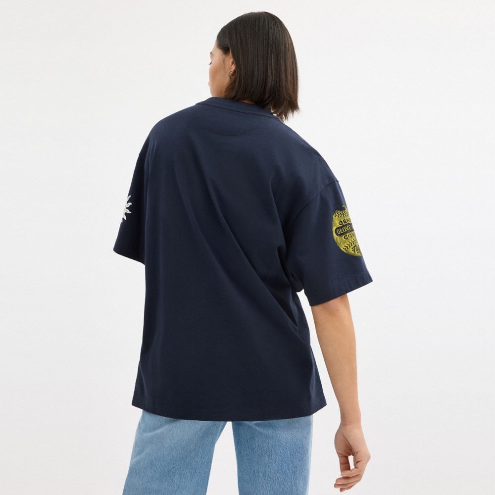 COACH®,Graphic Relaxed T Shirt In Organic Cotton,Organic Cotton,T Shirt,No Embellishment,Eco-Friendly,Casual,,Scale View
