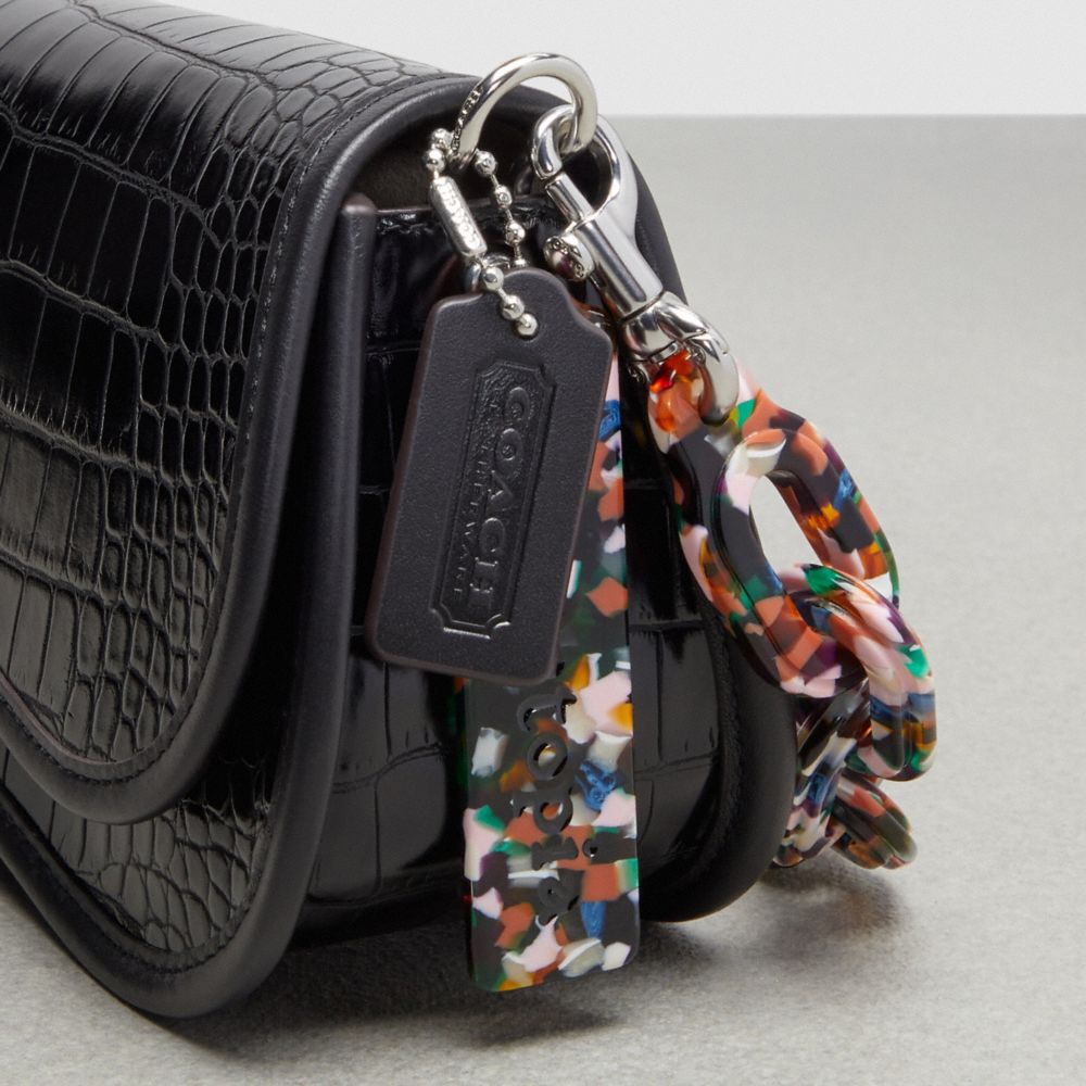 COACH®,Wavy Dinky Bag In Croc Embossed Coachtopia Leather,Leather,Acrylic,Shoulder Bag,Plastic,Embossed,Logo,Chain Detail,...,Black,Group View