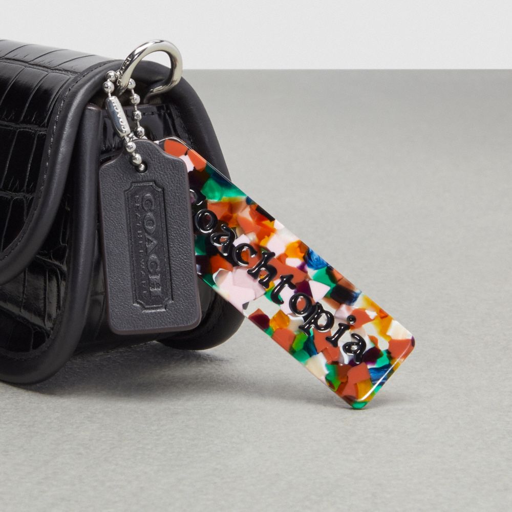 COACH®,Mini Wavy Dinky Bag In Croc Embossed Coachtopia Leather,Leather,Acrylic,Crossbody,Plastic,Embossed,Chain Detail,Log...,Black,Group View