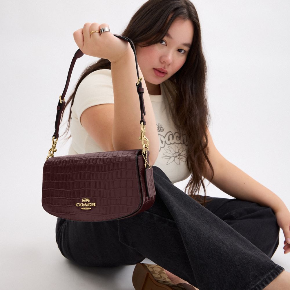 COACH®,SAC À PORTÉ-ÉPAULE ANDREA,Cuir de fantaisie,Or/Merlot,Detail View