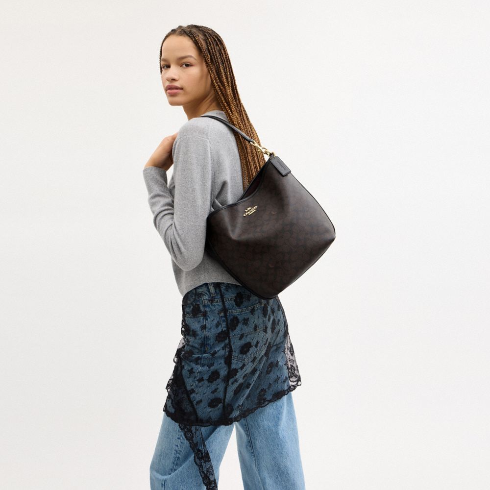 COACH®,City Large Bucket Bag In Signature Canvas,Bucket,Piping,Casual,Black,Detail View