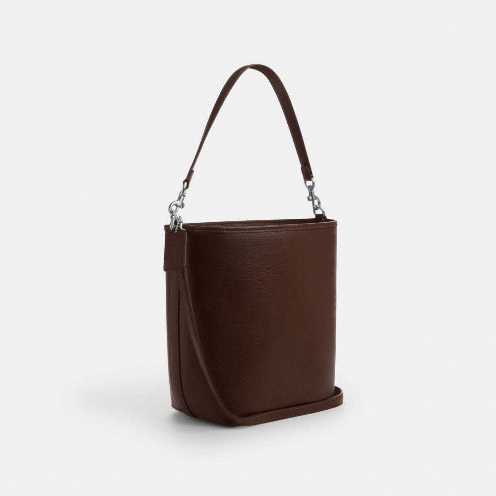 COACH®,GRAND SAC SEAU CITY,Cuir galet,Argent/Érable,Angle View