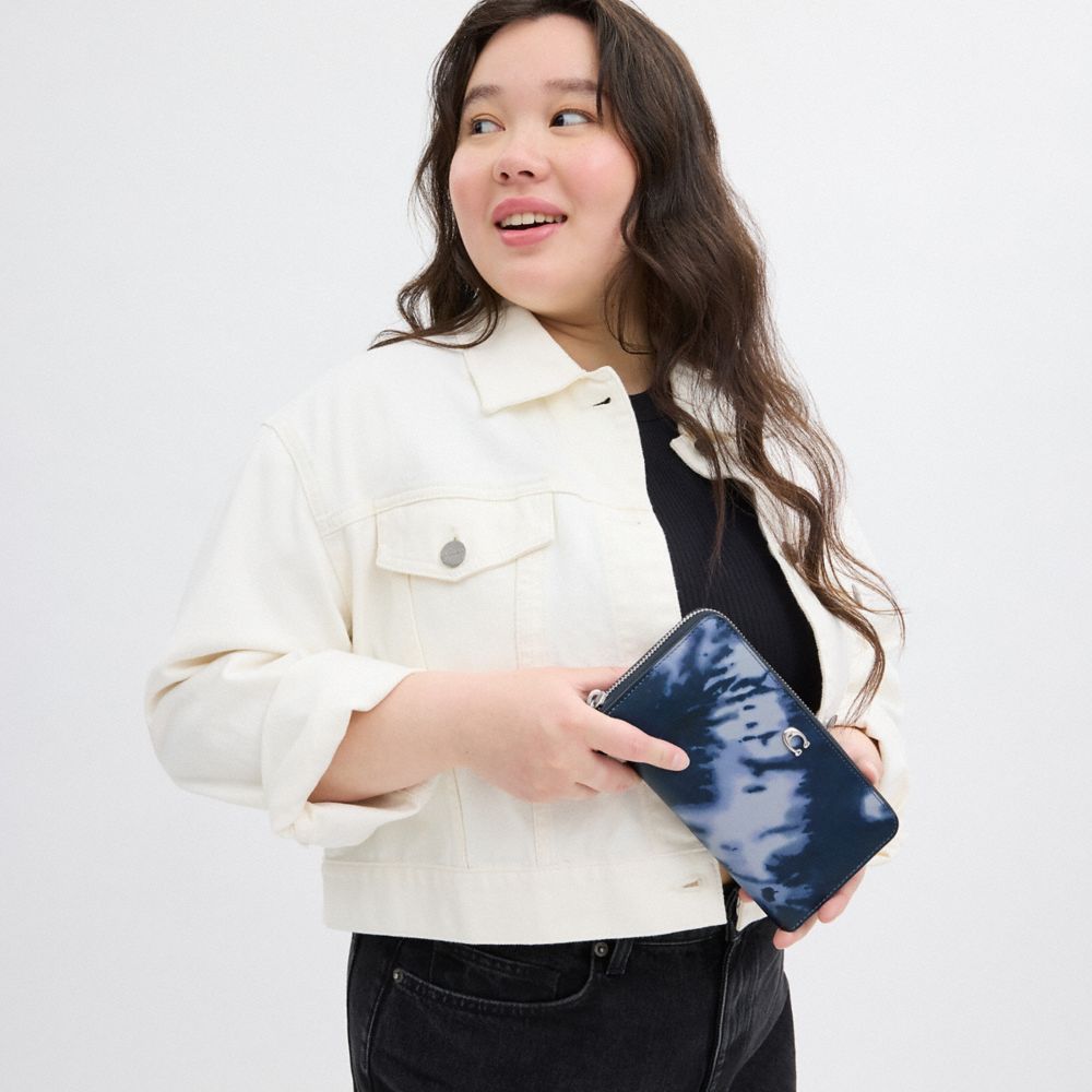 COACH®,アコーディオン ジップ ウォレット・タイ ダイ プリント,長財布,