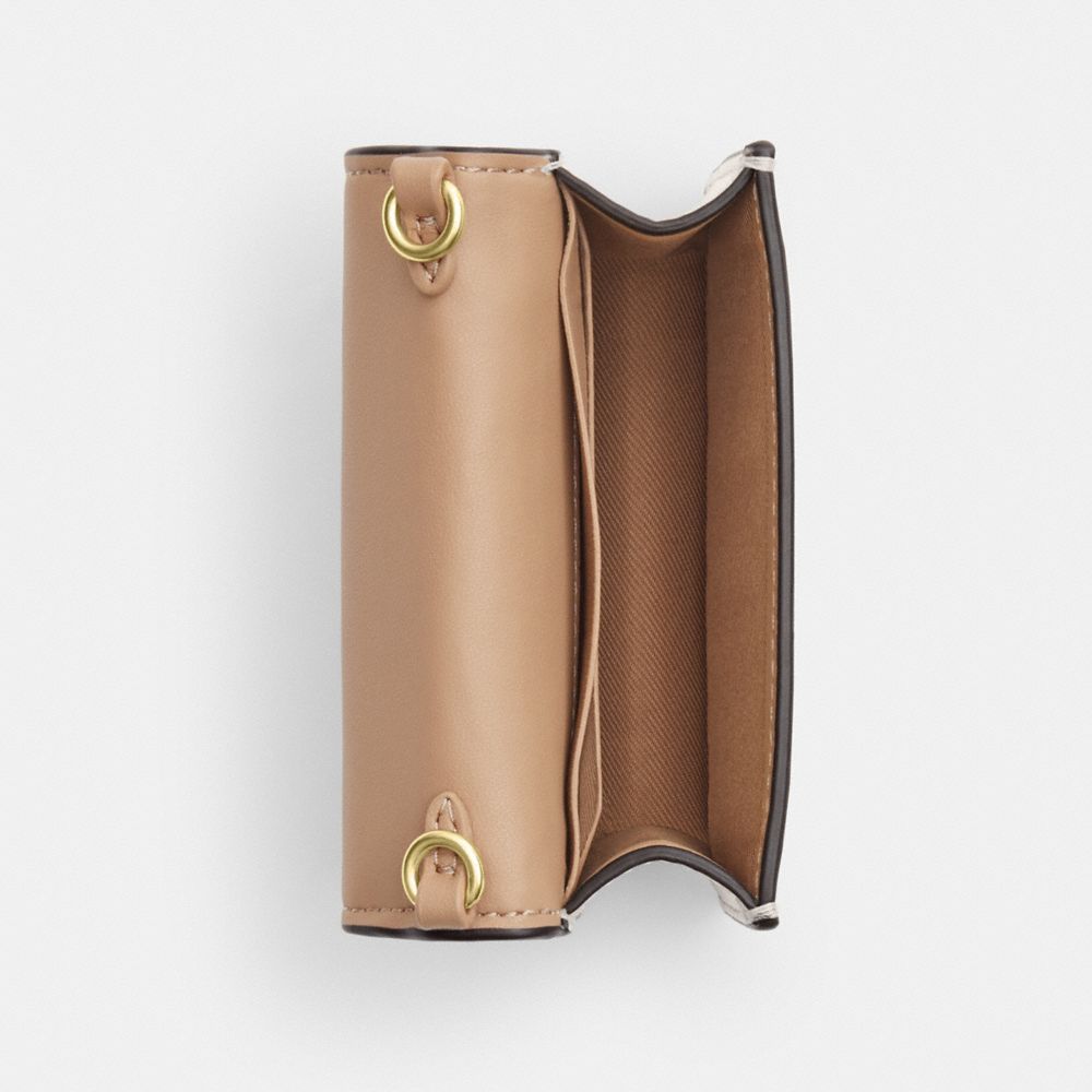 COACH®,MINI-PORTEFEUILLE EN CUIR SIGNATURE SUR CHAÎNE,Cuir innovant,Or/Craie,Inside View,Top View