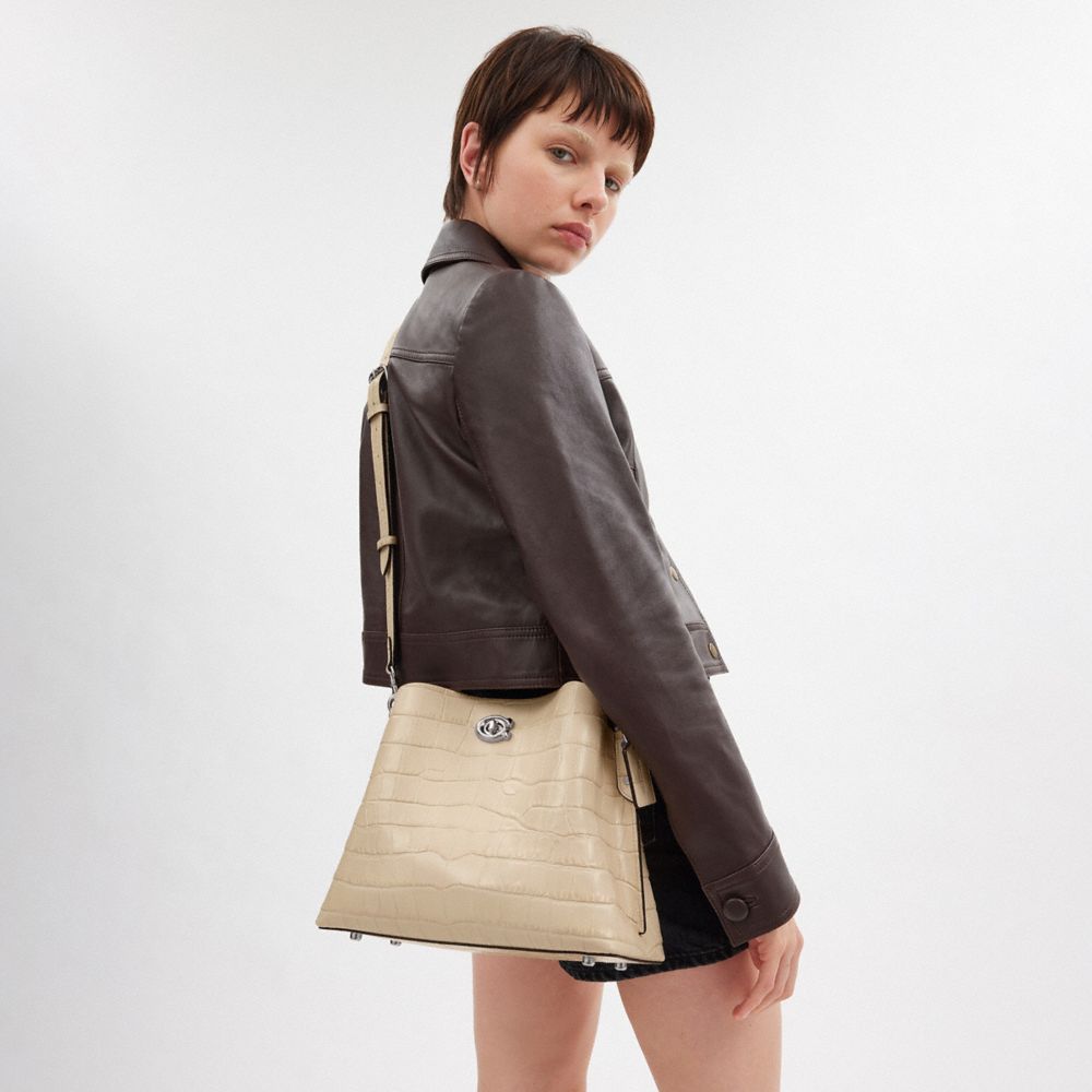 COACH®,Willow Shoulder Bag,Leather,Bucket,Logo,Day Party,Beige