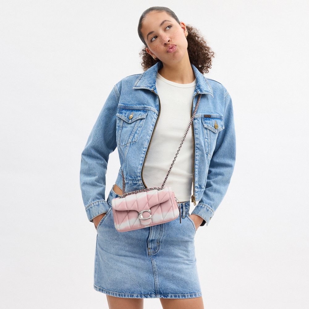 COACH®,Tabby Shoulder Bag 20 With Quilting And Tie Dye,Leather,Shoulder Bag,Chain Detail,Logo,Silver Metal,Day Party,Pink