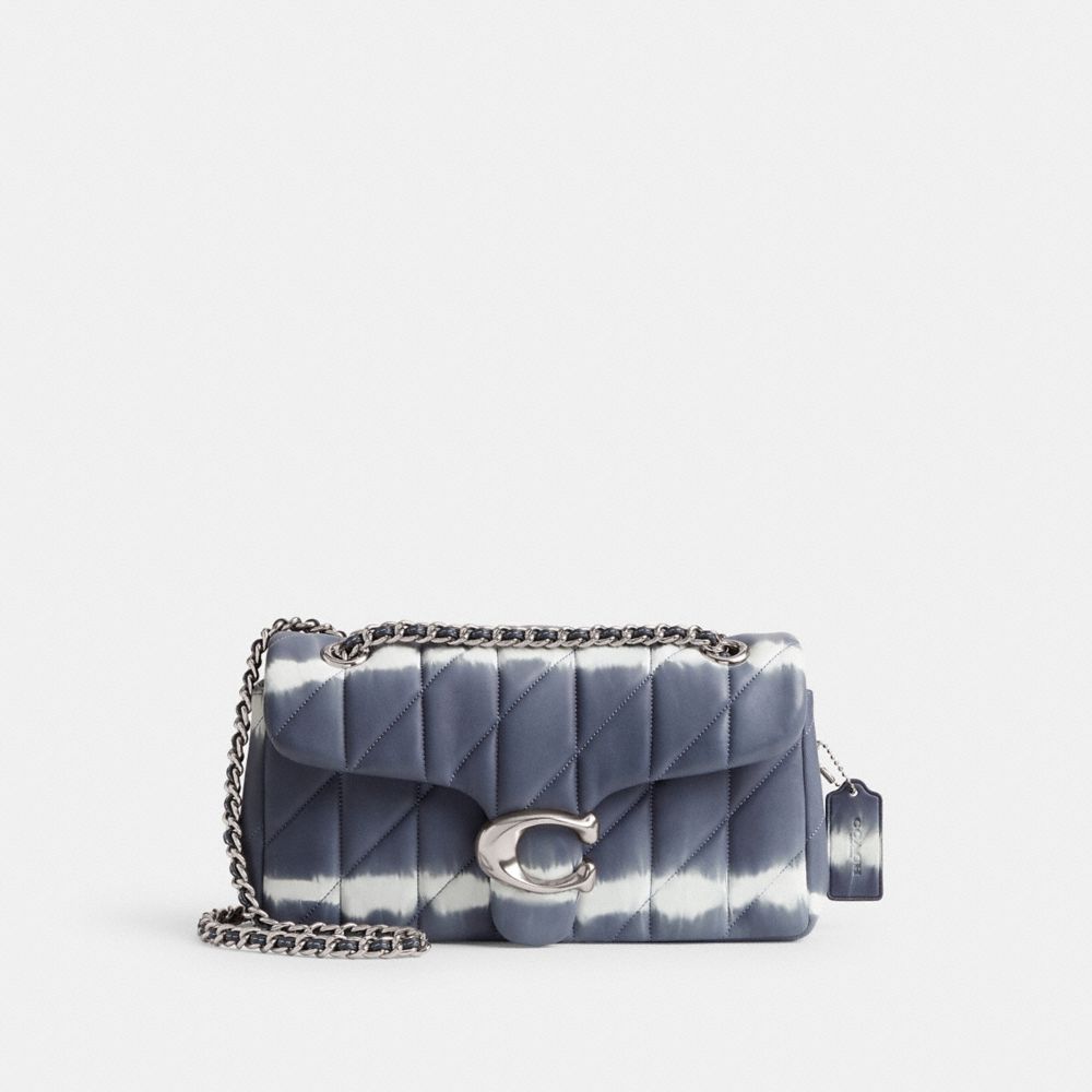 COACH®,PORTÉ-ÉPAULE TABBY 26 MATELASSÉ AVEC TEINTURE SUR NŒUDS,Cuir nappa,Argent/Bleu marine minuit,Front View