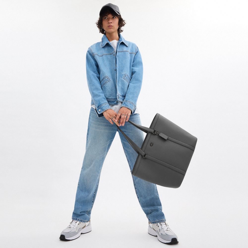 【COACH高級ライン】●モコモコなムートン●ストラップ付トート カーゴ トート バッグ 20 | COACH/コーチ | 三越伊勢丹