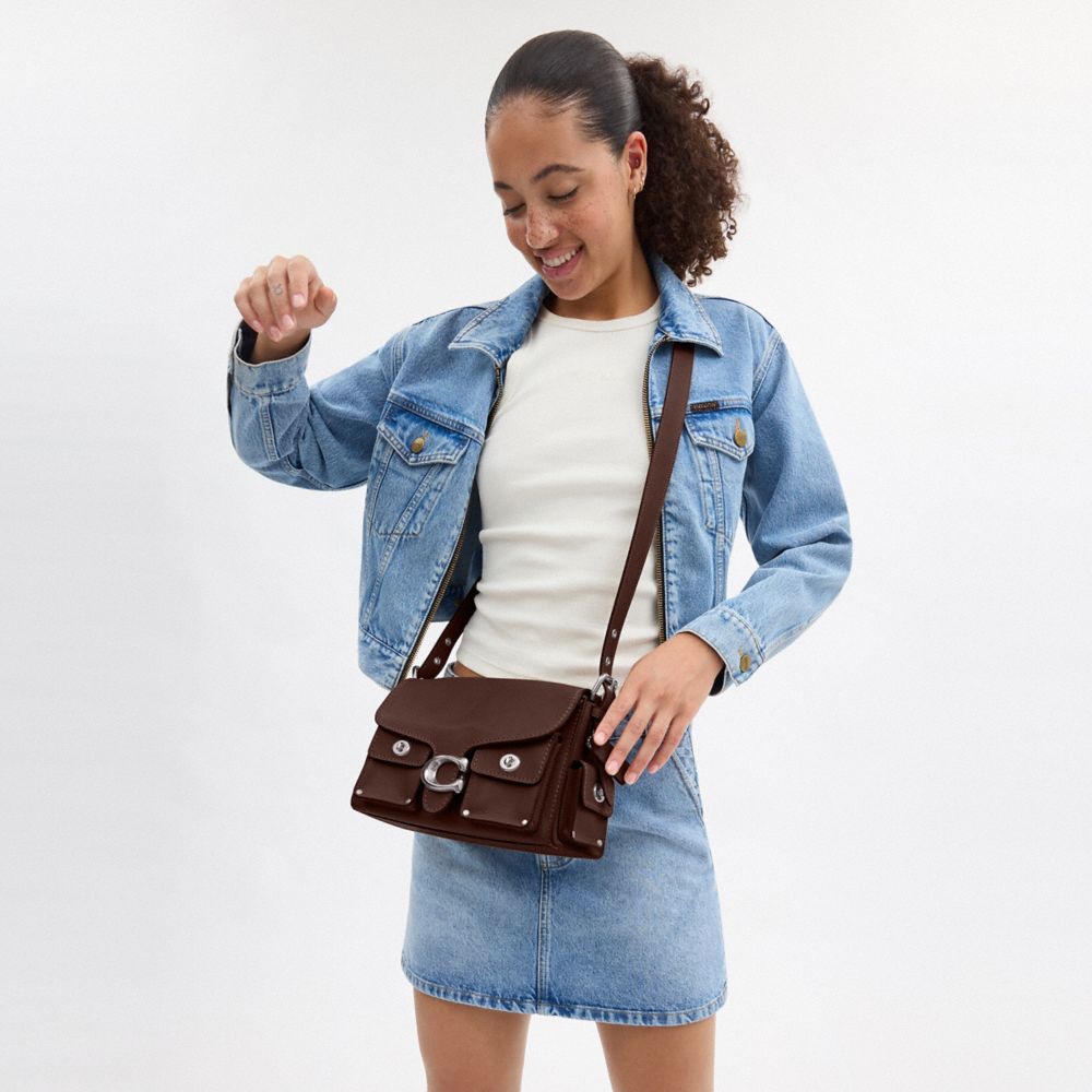 COACH®,Cargo Turnlock Soft Tabby,Leather,Shoulder Bag,Studded,Logo,Pen Holder,Casual,,Detail View