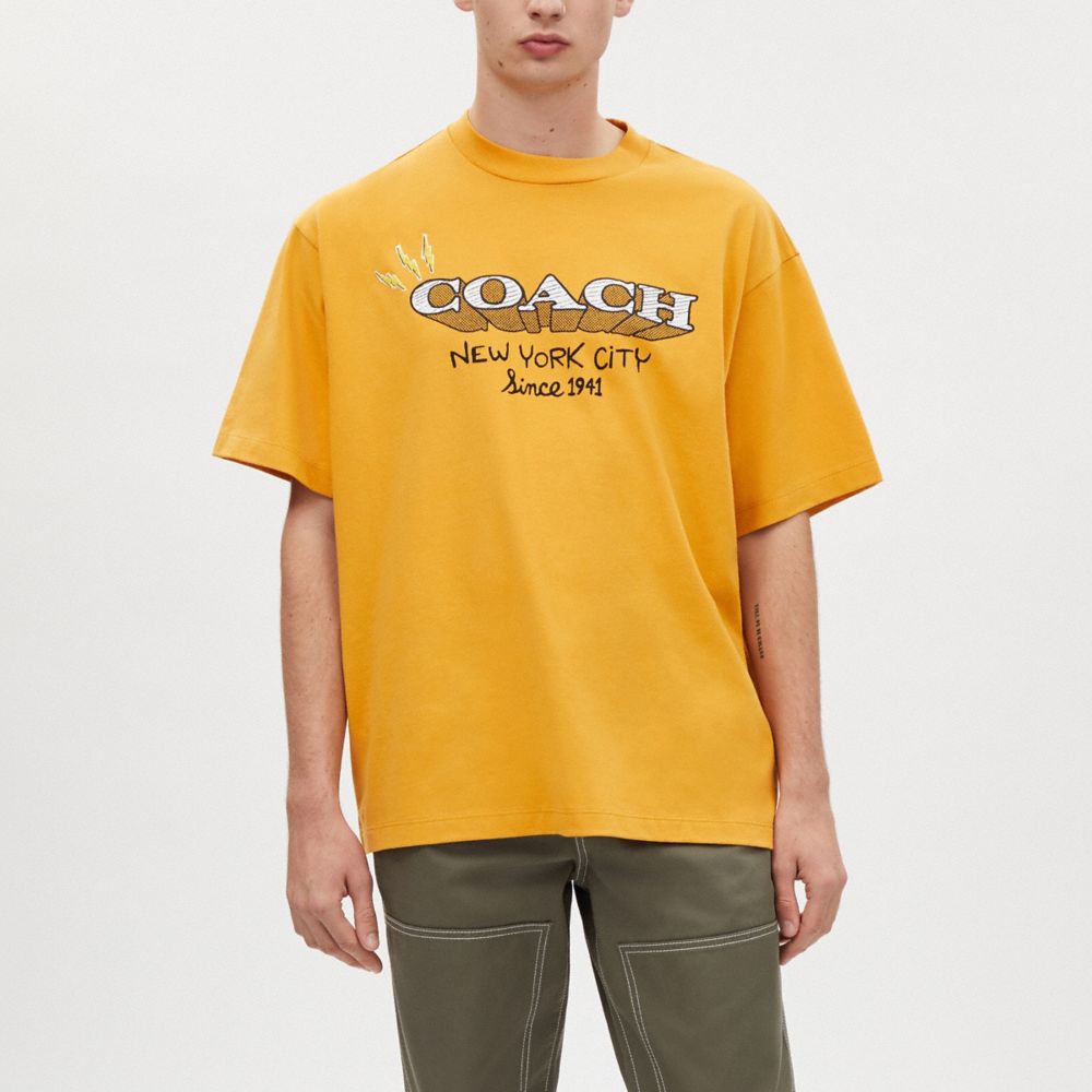 COACH®,ニューヨーク アート スクール Tシャツ,トップス&パンツ,ｻﾝﾌﾗﾜｰ