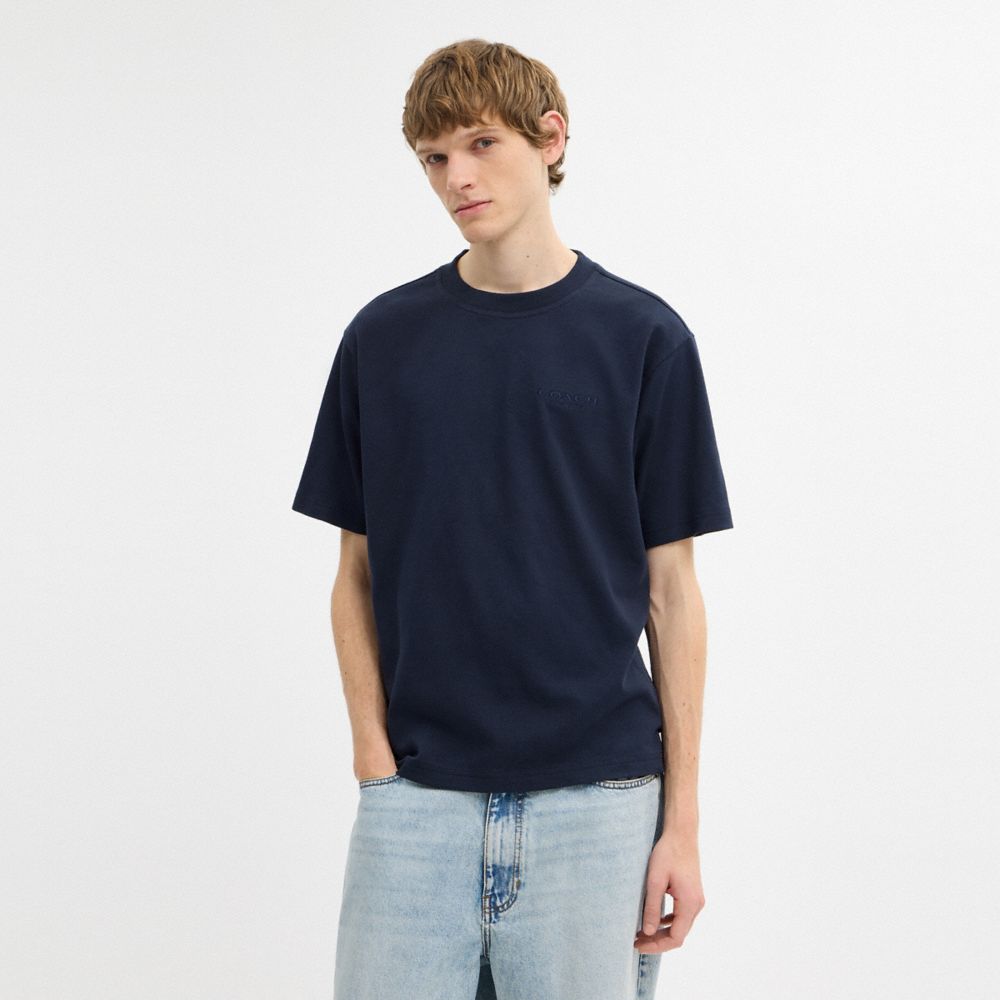 COACH®,T-SHIRT EN COTON BIOLOGIQUE,Bleu marine,Scale View