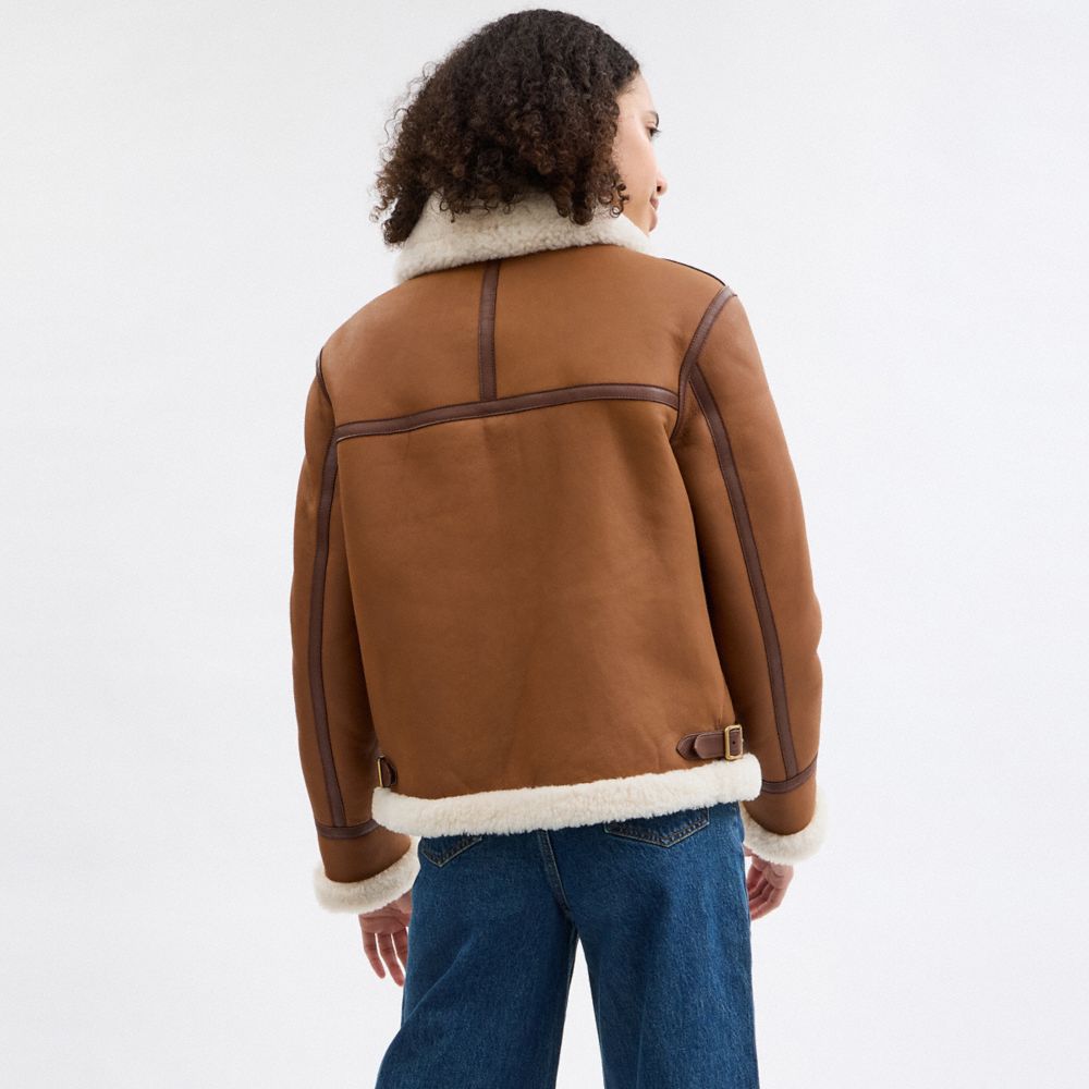 COACH®,VESTE D’AVIATEUR EN PEAU DE MOUTON,Bronzé,Scale View