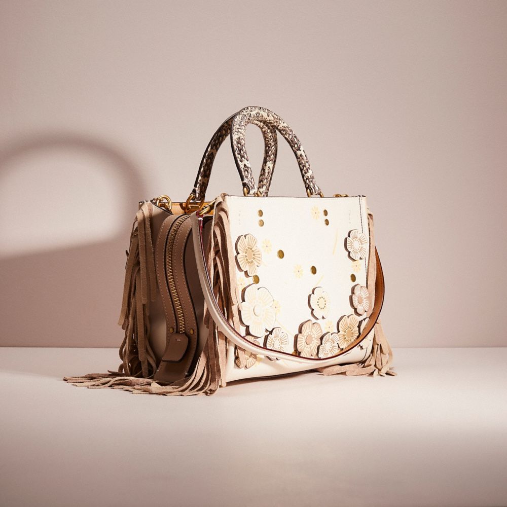 Coach rogue discount tea rose review