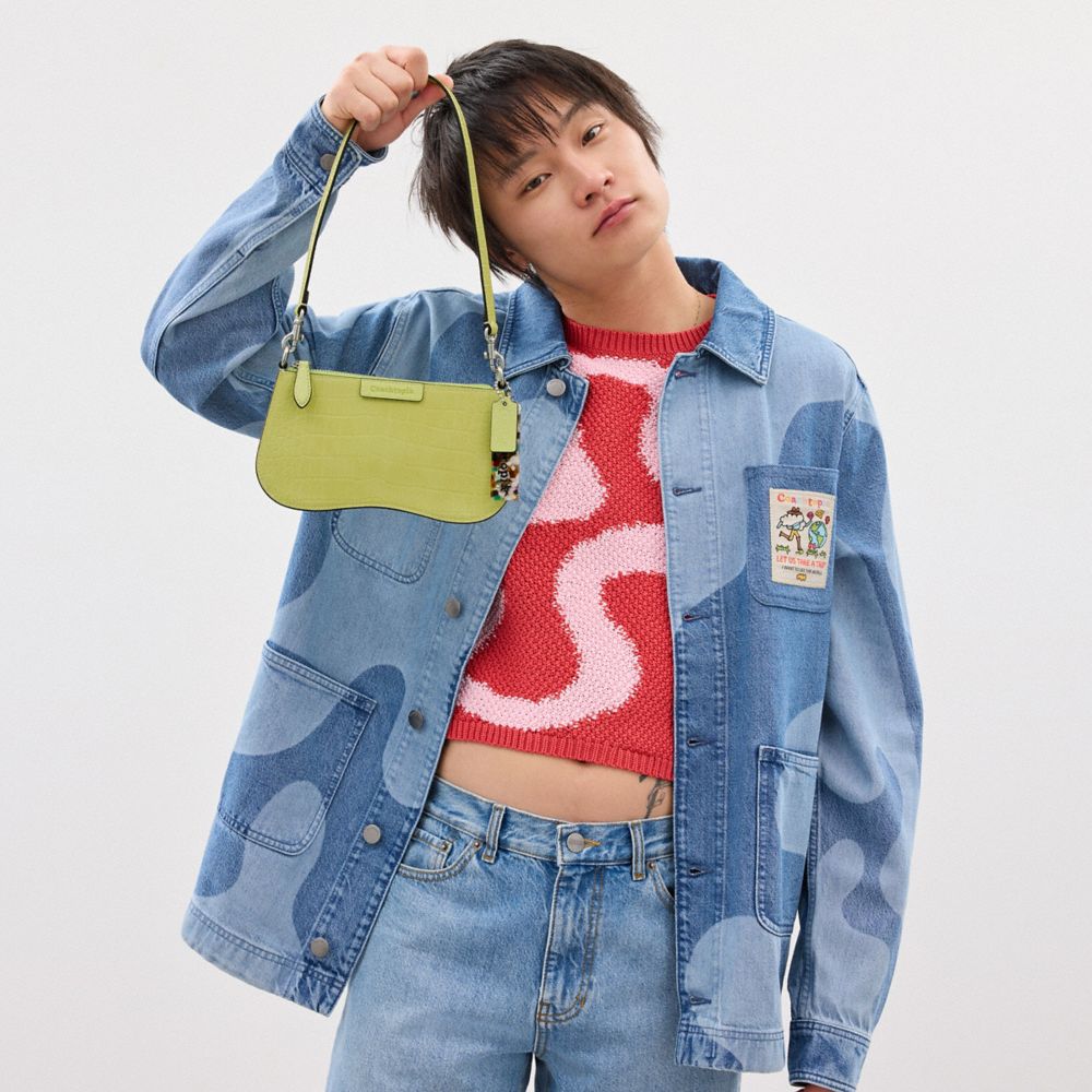 COACH®,Small Wavy Shoulder Bag In Croc Embossed Coachtopia Leather,Leather,Shoulder Bag,Animal Skin Embossing,Day Party,Green,Detail View