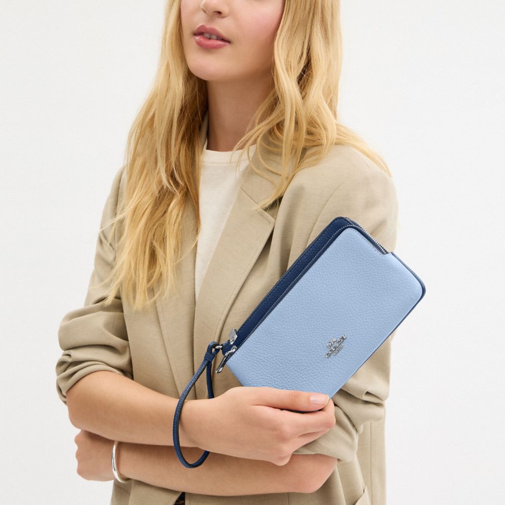 COACH®,Double Zip Wallet,Leather,Pouch,Wristlet,Logo,Metal,Piping,Casual,,Detail View