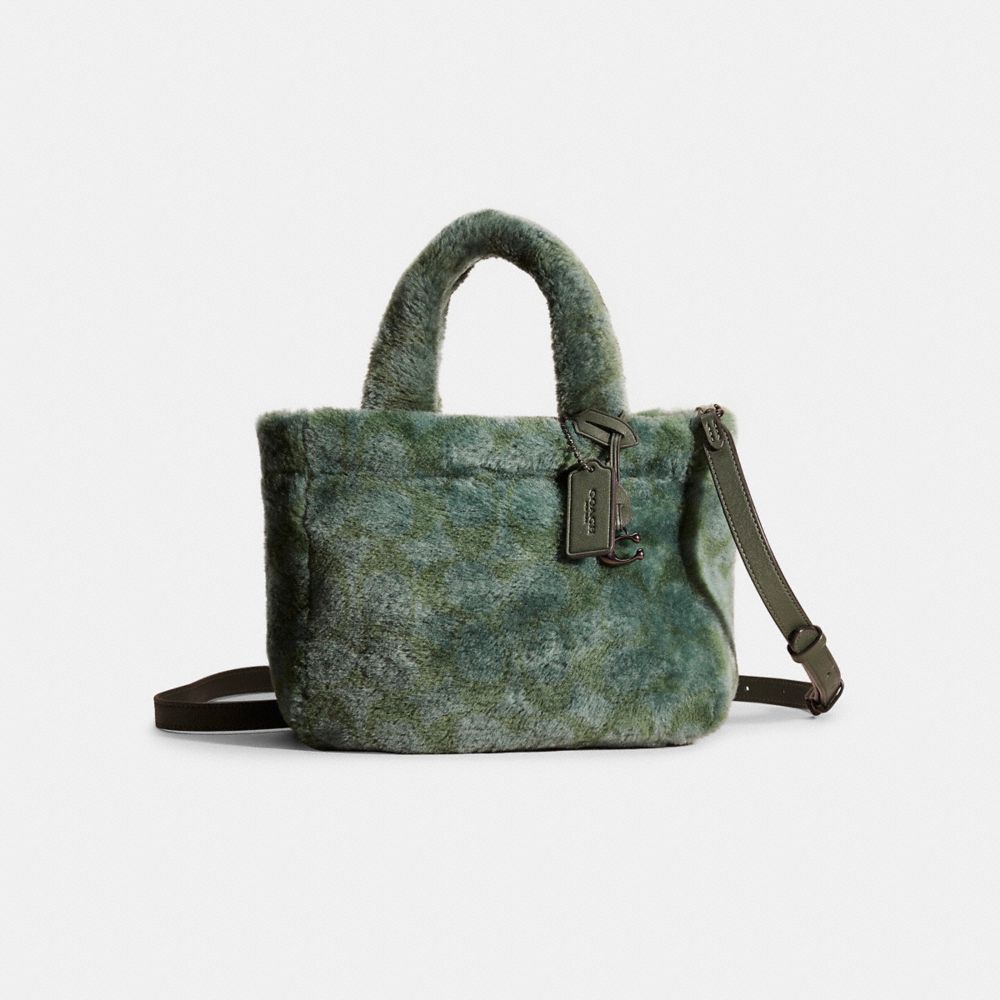 Pewter Green Restored Tote 22 In Signature Shearling