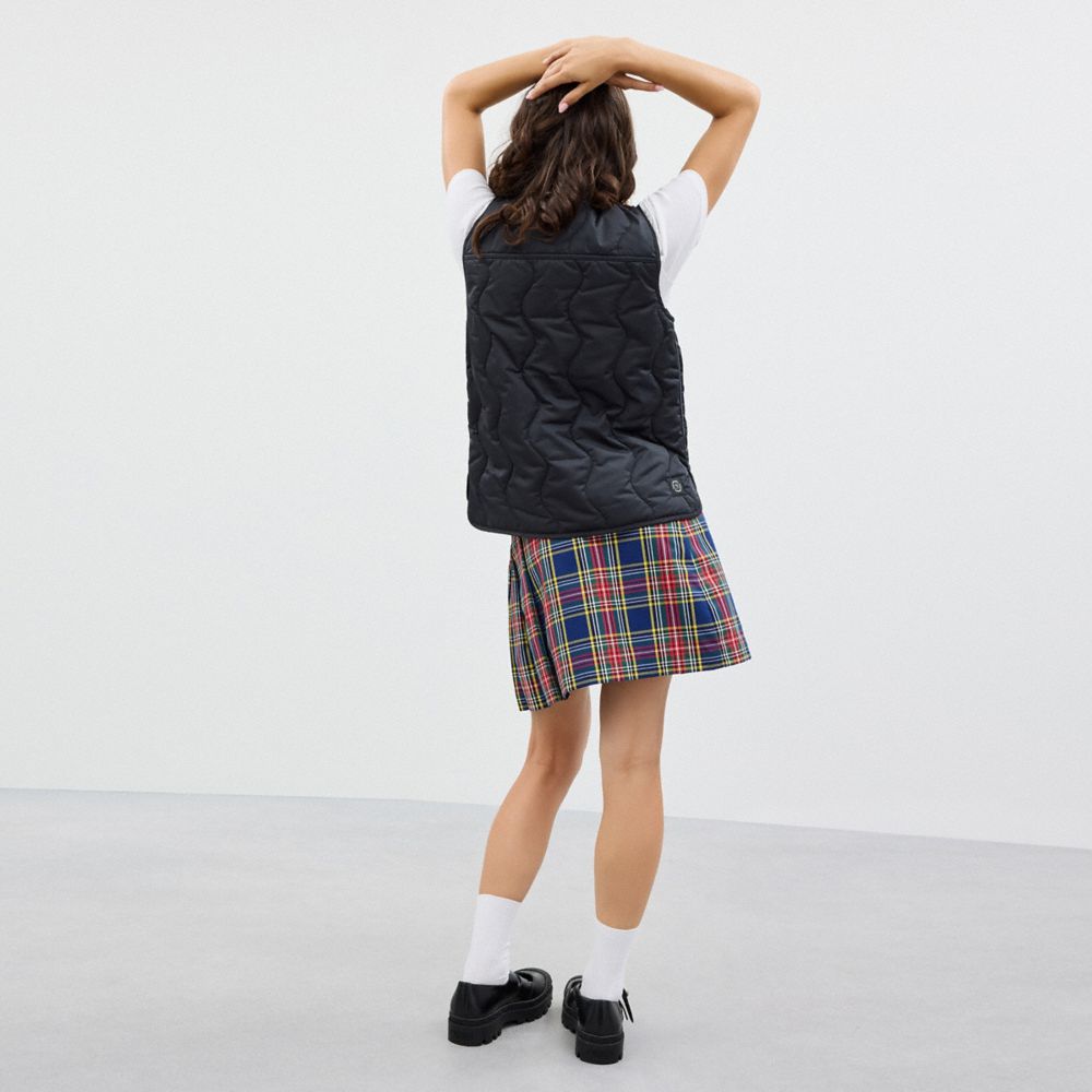 COACH®,Coachtopia Loop Cargo Vest,Recycled Polyester,Quilted,Vest,Logo,Tag Embellishment,Sustainable,Casual,Black