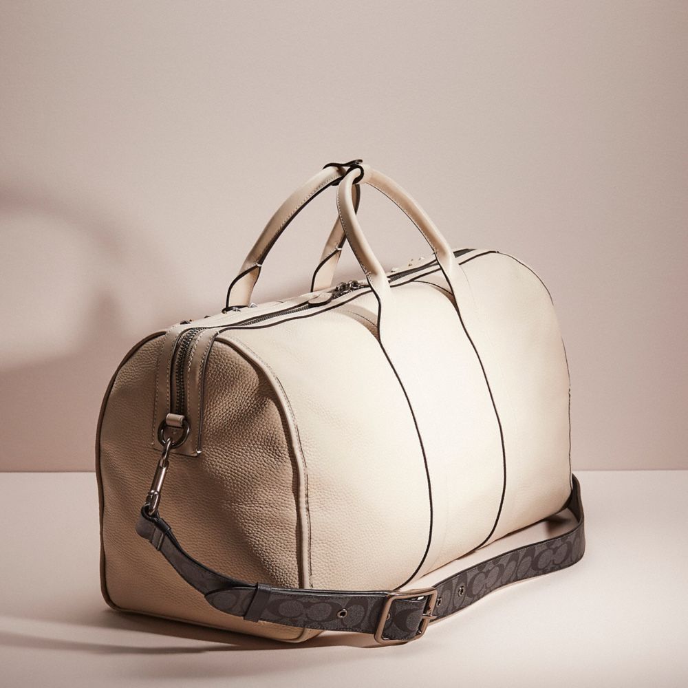 COACH®,Cuivre Noir/Vapeur,Angle View