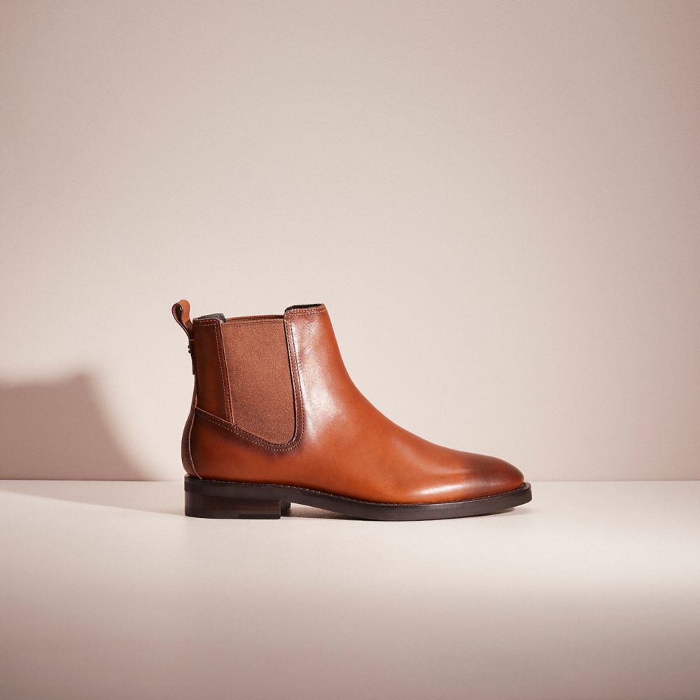 Chelsea shop boots coach