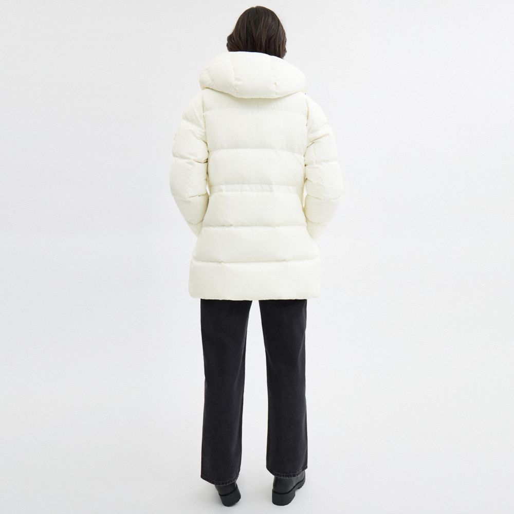 COACH®,Mid Puffer In Recycled Polyester,Recycled Polyester,Parka,Puffer,Down,Quilted,Drawstring,Sustainable,Casual,White,Scale View