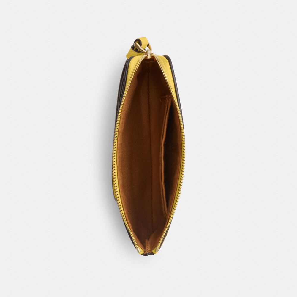 COACH®,WRISTLET À ZIP EN COIN,Cuir Cross-grain,Or/Jaune,Inside View,Top View