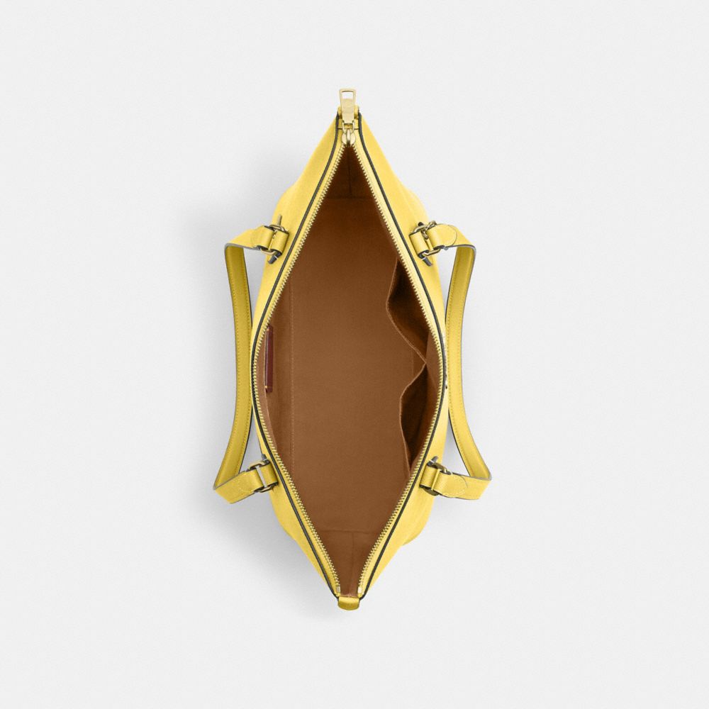 COACH®,CABAS GALLERY,Cuir Cross-grain,Or/Jaune,Inside View,Top View