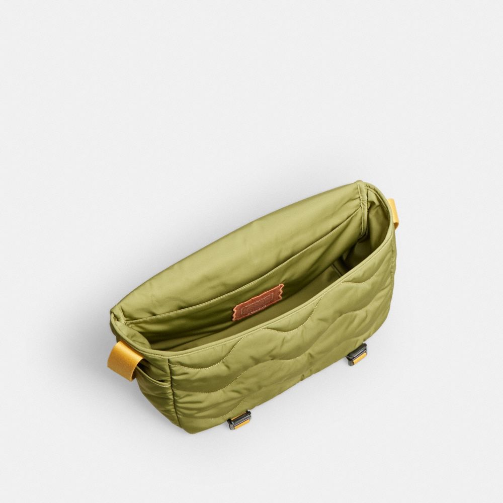 Coach Topia Loop Kuriertasche In Green