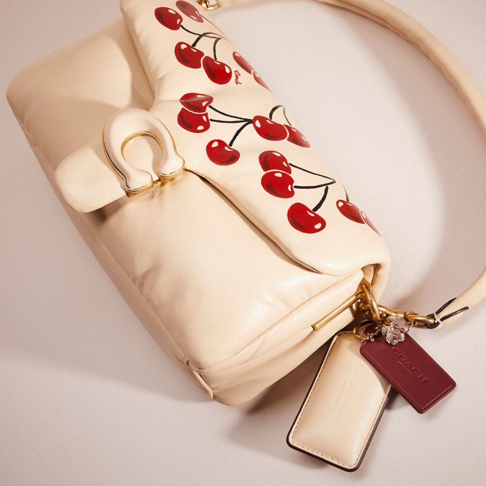 COACH®,【UPCRAFTED】ピロー タビー ショルダー バッグ 26,COACH (RE)LOVED,