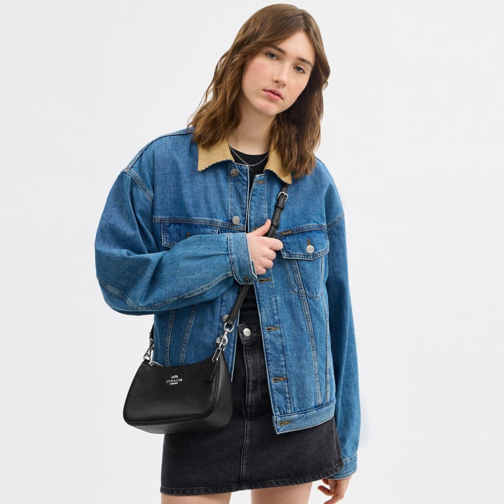 COACH®,Teri Shoulder Bag,Shoulder Bag,Logo,Metal,Chain Detail,Casual,