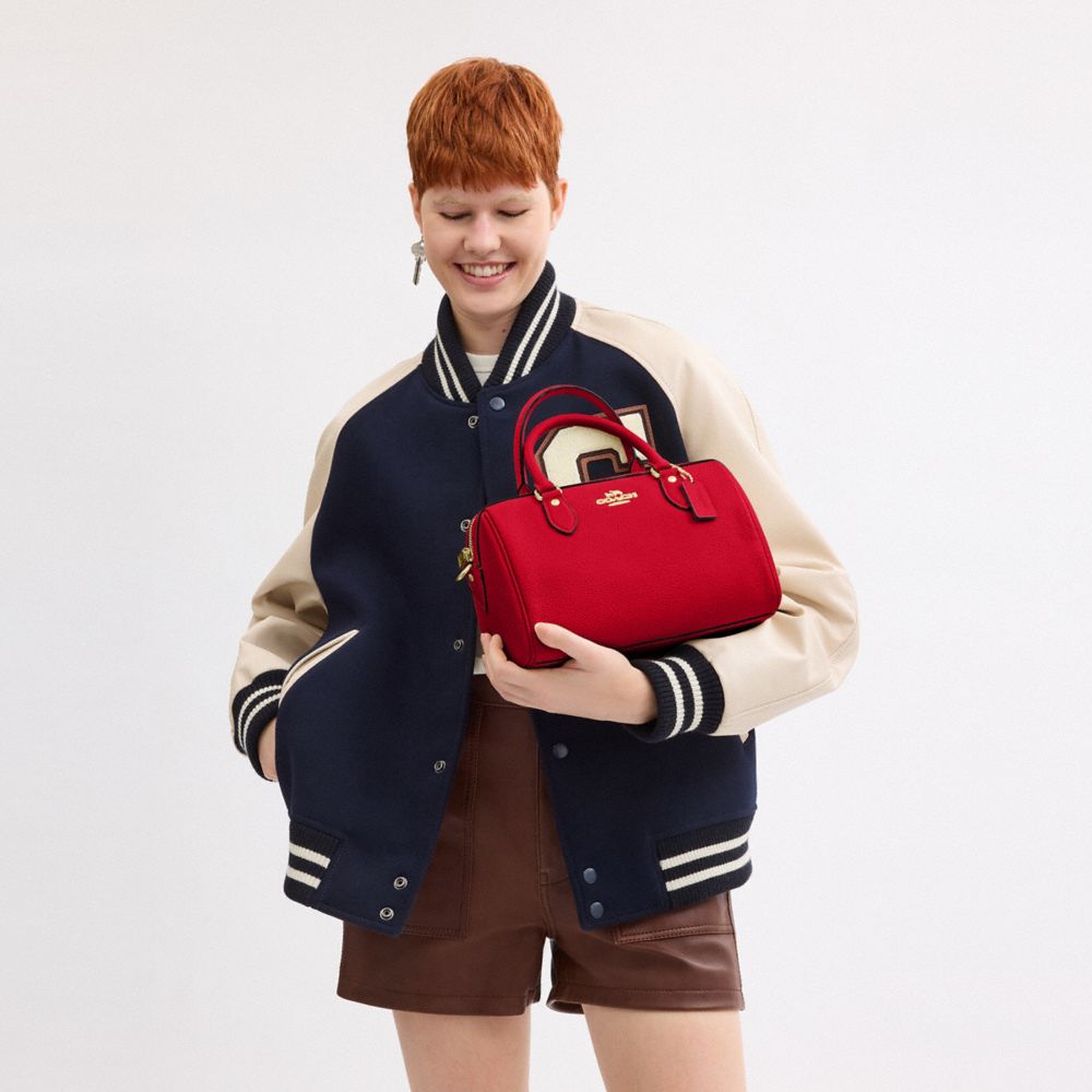 COACH®,SACOCHE ROWAN,Cuir galet,Or/rouge vif,Detail View