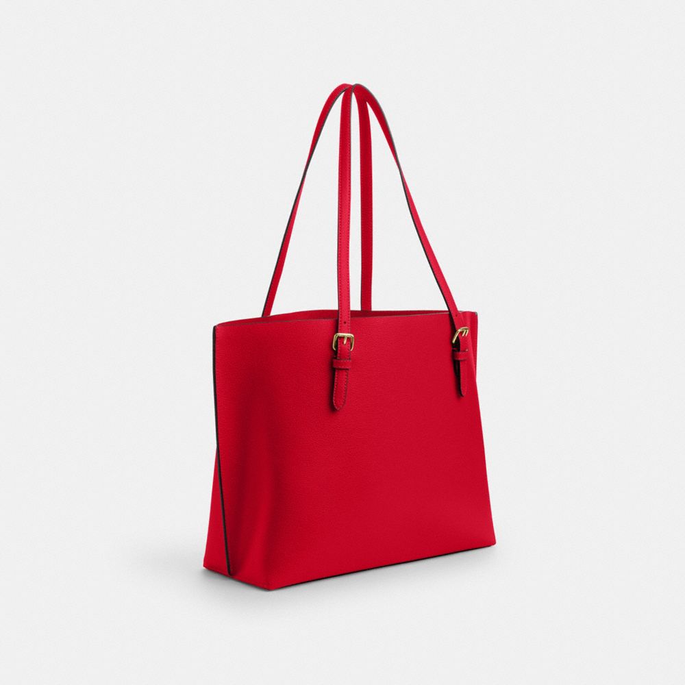 COACH®,SAC CABAS MOLLIE,Cuir de fantaisie,Or/Rouge audacieux,Angle View