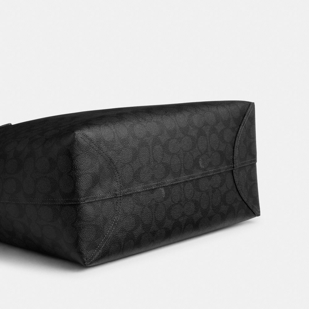 City Tote Bag Signature Canvas