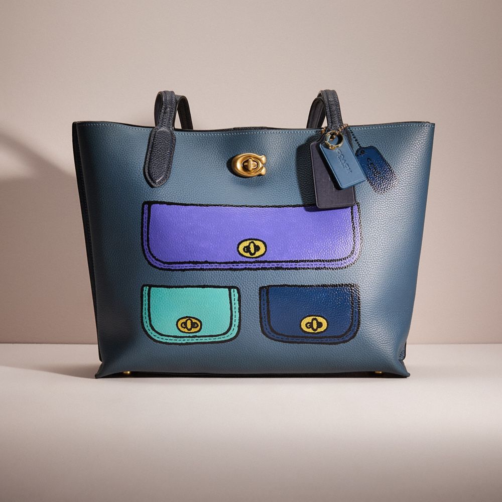 COACH®,UPCRAFTED WILLOW TOTE IN COLORBLOCK,Polished Pebble Leather,Brass/Denim,Front View