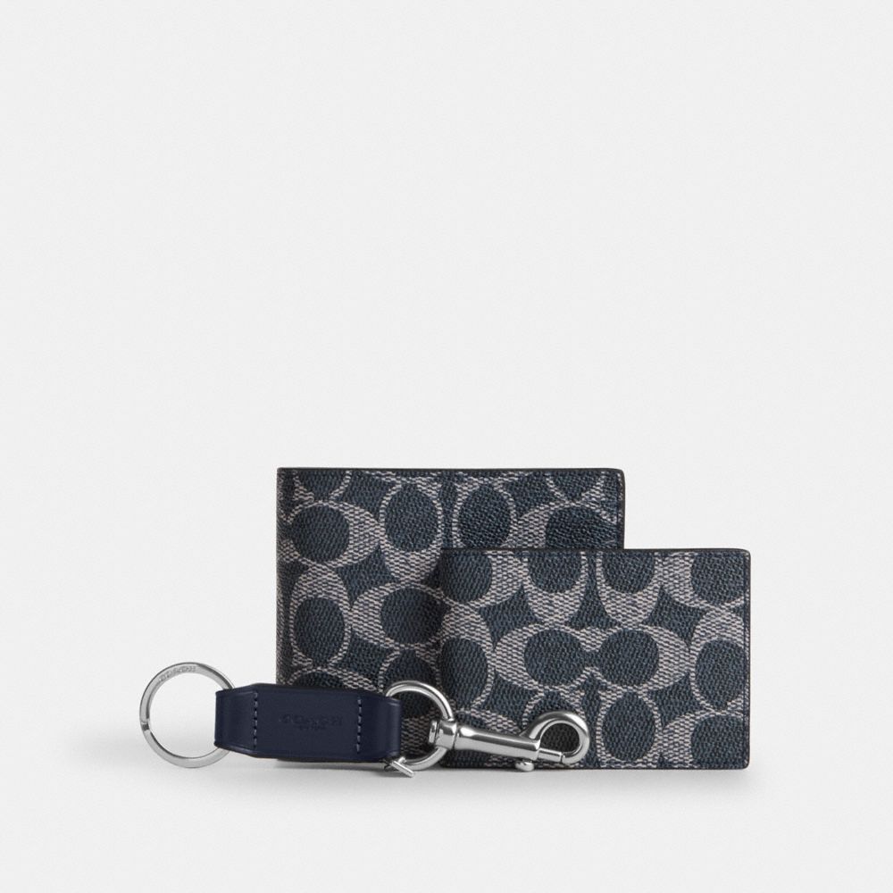 COACH®,Boxed 3-In-1 Wallet Gift Set In Signature Canvas,Coin,Bi Fold,Key Chain,Set,Casual,,Front View