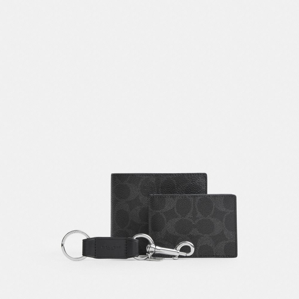 COACH®,Sv/Black Signature,Front View