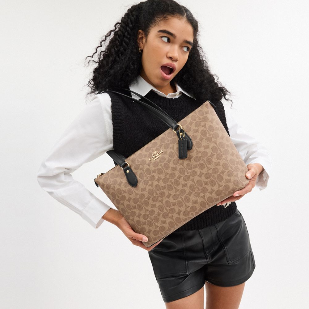 COACH®,Gallery Tote Bag In Signature Canvas,Tote,Casual,Brown,Detail View