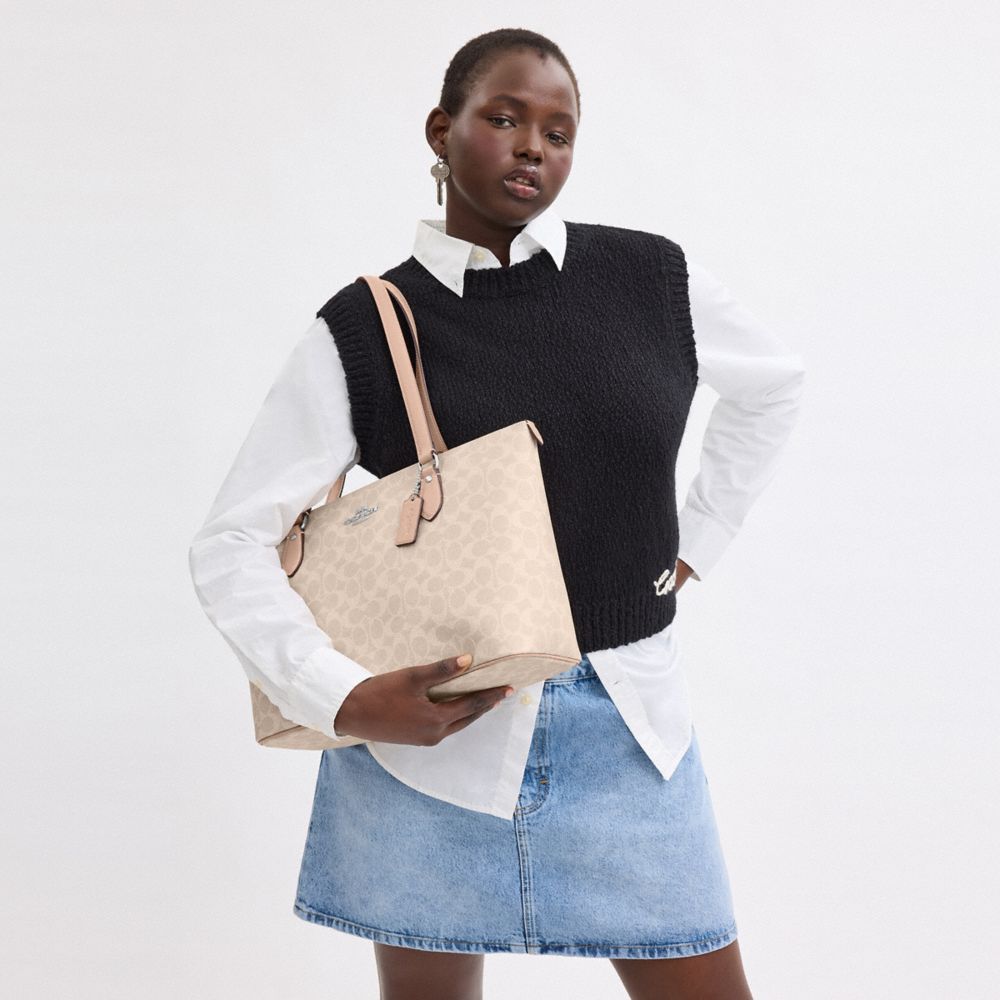 COACH®,Gallery Tote Bag In Signature Canvas,Tote,Casual,Beige,Detail View
