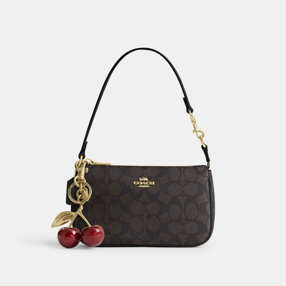 Nolita 19 Signature Canvas