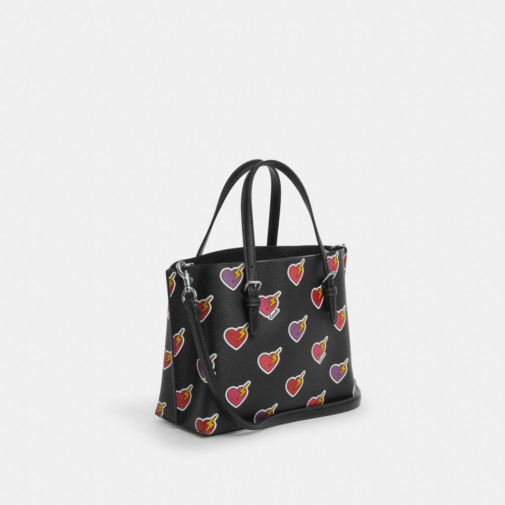 COACH®,CABAS MOLLIE 25 AVEC IMPRIMÉ ÉCLAIR CŒUR,Accessoires de fantaisie imprimé,Argent/Noir Multi,Angle View