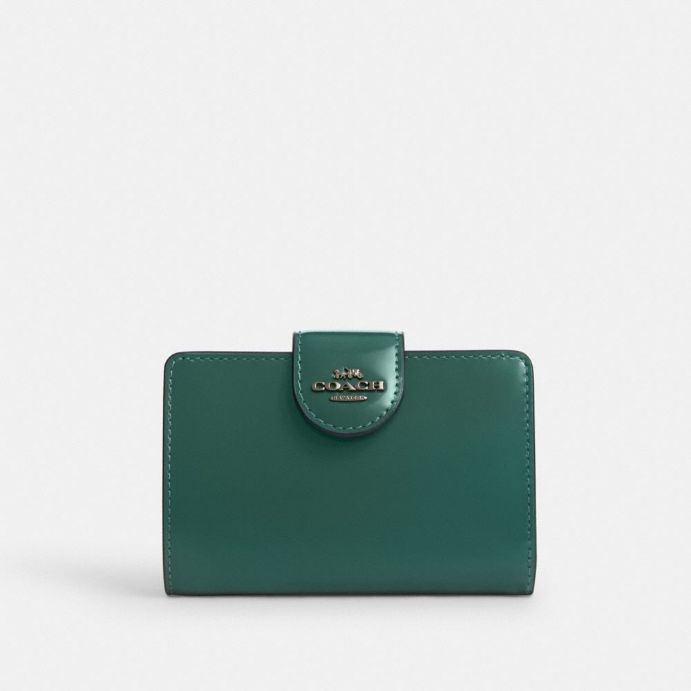 Qb Emerald Green Medium Corner Zip Wallet