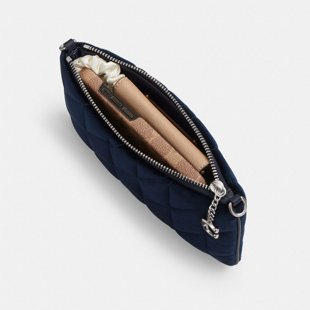 COACH®,ポーチ バッグ・キルティング,ボディバッグ&斜めがけバッグ,ﾌﾞﾙｰ