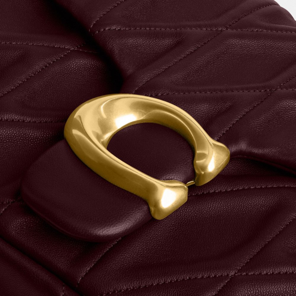 COACH®,SAC ÉPAULE TABBY TIME SQUARE AVEC MATELASSAGE,Laiton/Merlot,Closer View