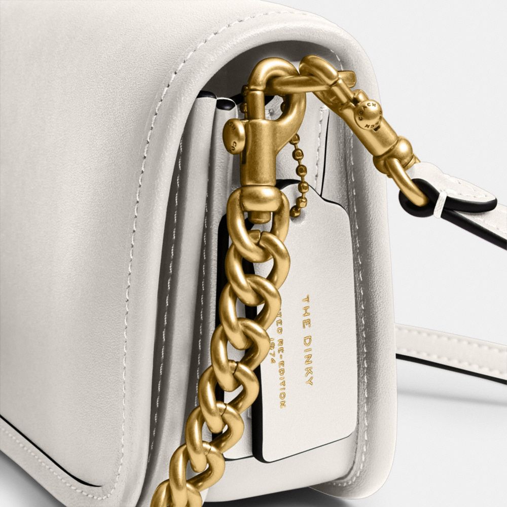 Shop Coach Dinky Tasche In Brass/chalk