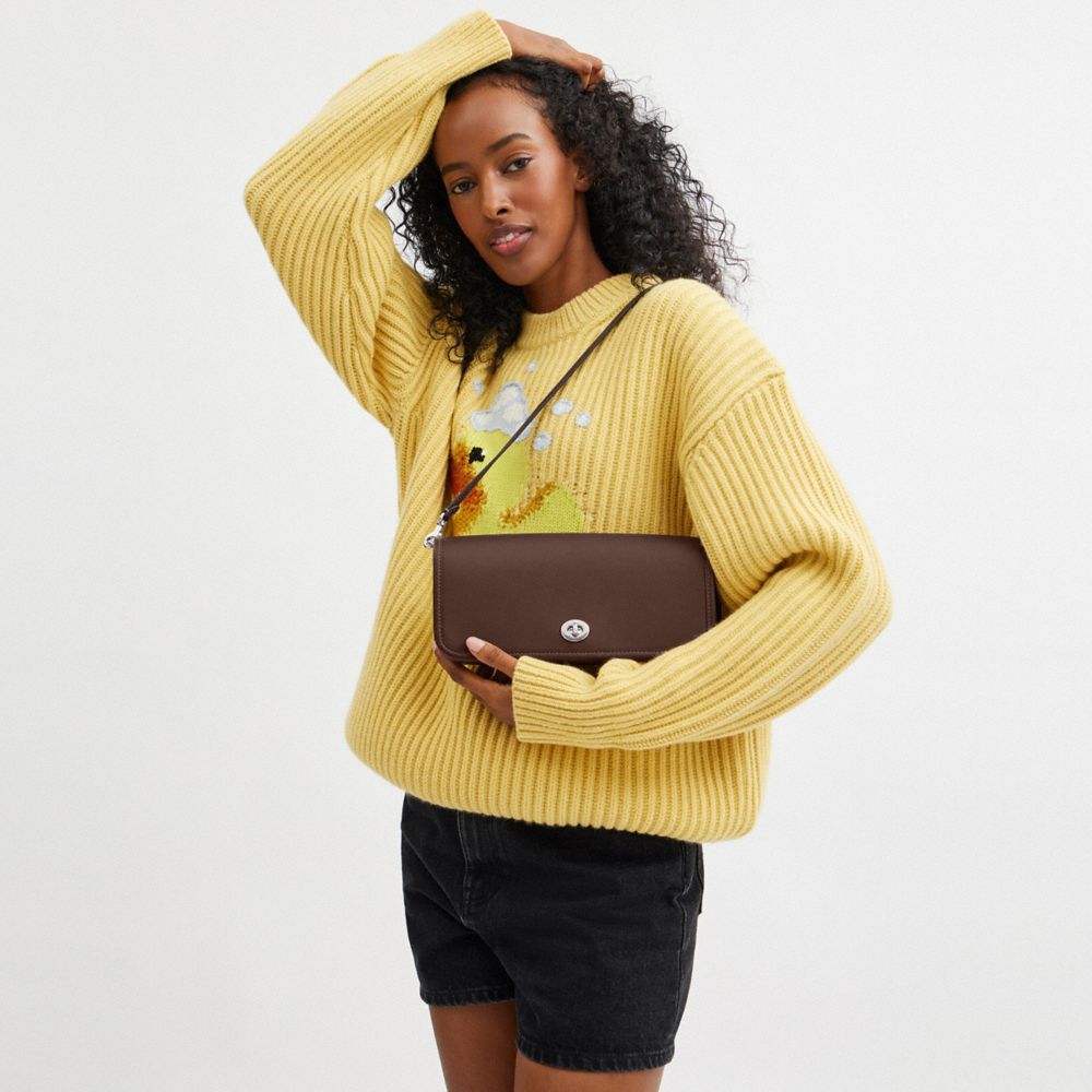 COACH®,Dinky Bag,Leather,Shoulder Bag,Logo,Pen Holder,Gold Metal,Casual,Day Party,Brown,Detail View