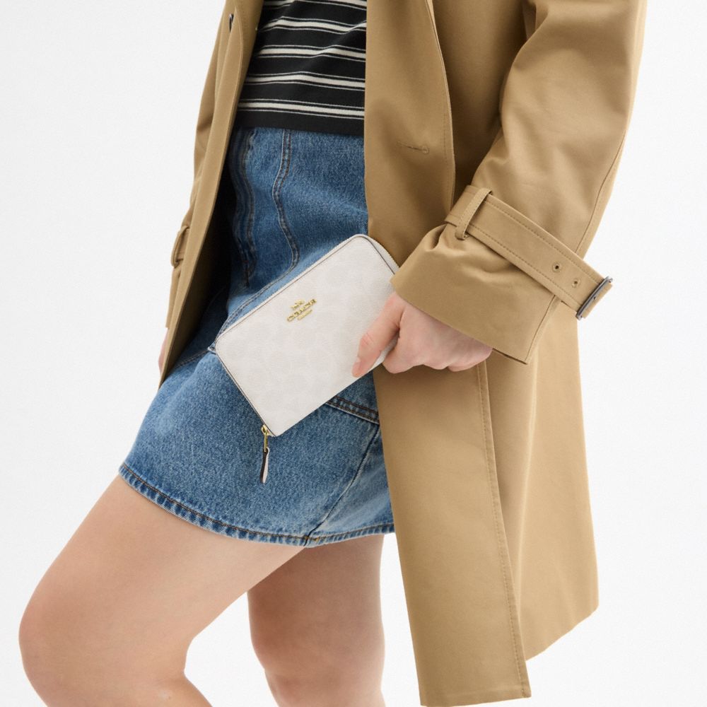 COACH®,Medium Id Zip Wallet In Signature Canvas,Coin,Bi Fold,Continental,Sustainable,Casual,White,Detail View
