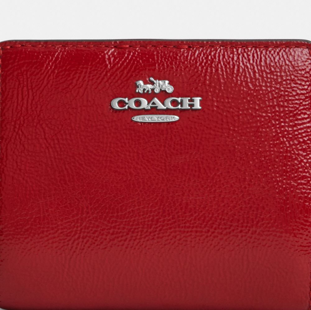 COACH®,SNAP WALLET,Cuir innovant,Argent/Rouge