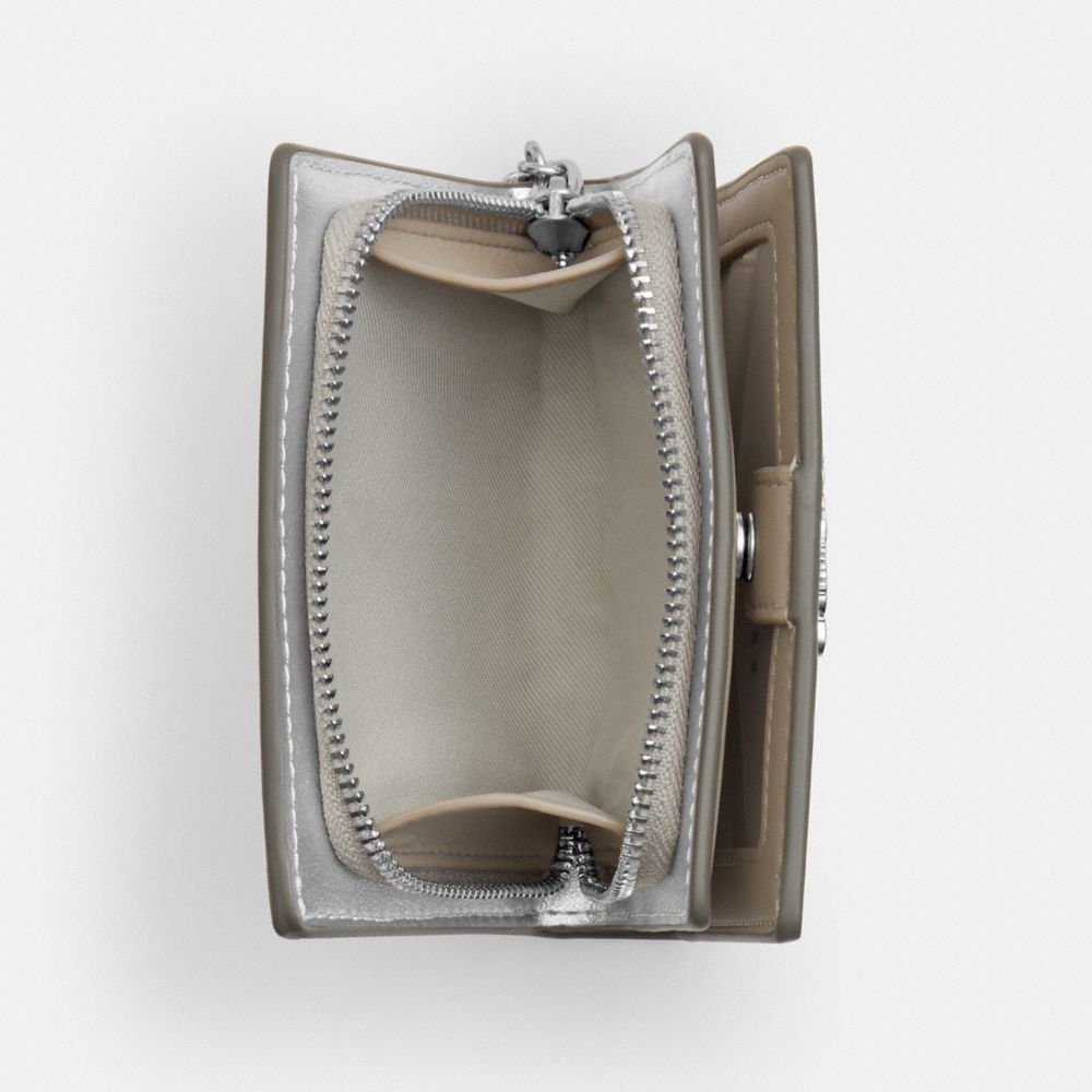 COACH®,SNAP WALLET,Argent/Trèfle pâle,Interior View